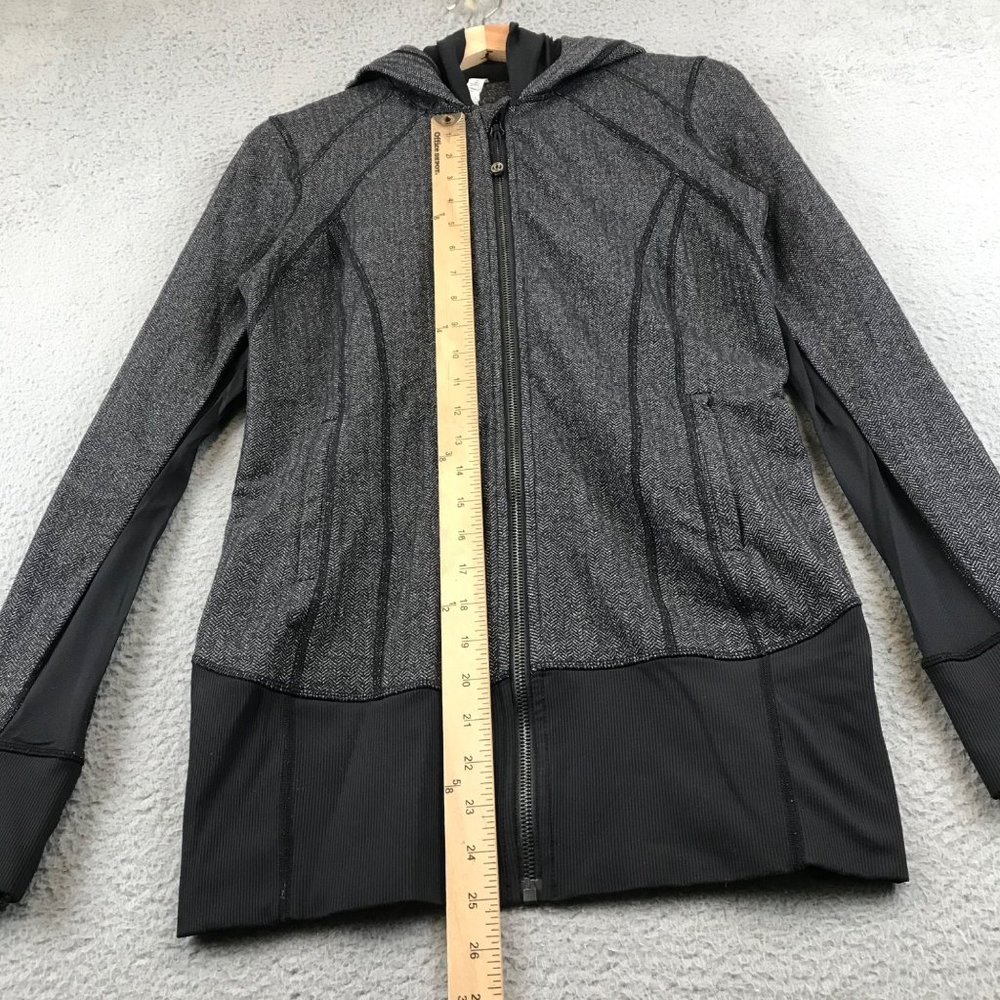 Lululemon Daily Practice Jacket full zip Hooded size 8 - Picture 7 of 12